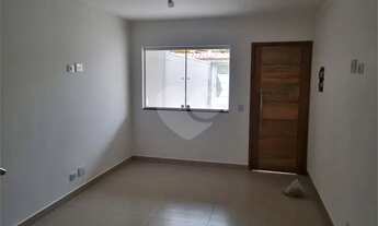 Imagem 4: SOBRADO NOVO EM RUA TRANQUILA