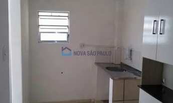 Imagem 7: Quarto e cozinha para alugar na Saúde