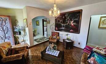 Imagem 6: Casa de esquina com laje preparada para segundo piso