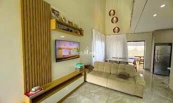 Imagem 7: Sobrado com 3 quartos sendo 1 suíte, rica em armários, com energia Solar, Localizada no co