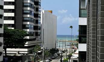 Imagem 5: 03 quartos sendo 01 suíte, móveis fixos e varanda, na Jatiúca