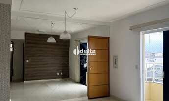 Imagem 2: Apartamento com dois quartos sendo uma suíte disponível para venda no bairro Santa Mônica