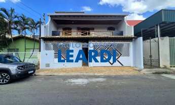 Imagem: CASA ASSOBRADADA - PARQUE AMARYLIS - SP