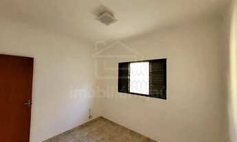 Imagem 7: Casa para alugar no JD Dona Emília com 2 quartos