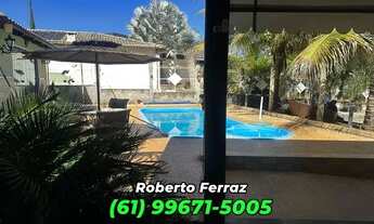 Imagem 4: Casa com Piscina, no Condomínio Recanto do Sabiá