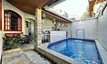 Imagem: Casa com Piscina - 3 Quartos (1 Suíte com
