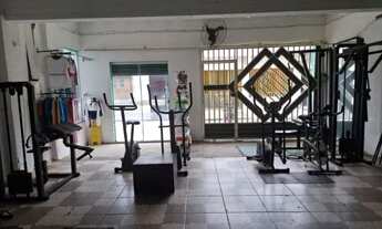 Imagem 3: Casarão 2 pav- 4suites- Ponto comercial c/ academia funcionando + placas solares Coqueiro