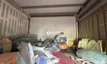 Imagem 7: Loja comercial na Rondon Pacheco disponível para locação no bairro Morada da Colina em Ube