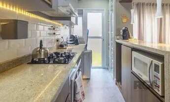 Imagem 6: Casa impecável e mobiliada, com 3 niveis, possui 3 dormitórios sendo 1 suíte, 4 banheiros