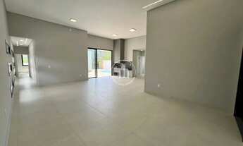 Imagem 4: Casa com Piscina e 3 Quartos, sendo 1 suíte na Pedra Branca