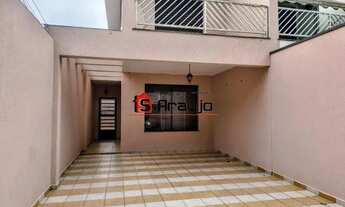 Imagem: Sobrado amplo com entrada social e 4 quartos