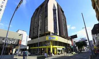 Imagem: Alugo sala comercial espaçosa 240 m² privativos