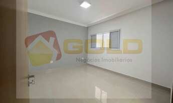 Imagem 4: Casa para Venda em Uberlândia, Bosque dos Buritis, 4 dormitórios, 4 suítes, 5 banheiros, 2