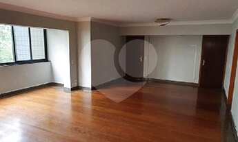 Imagem 3: Pinheiros - frente para o Parque Vila Lobos