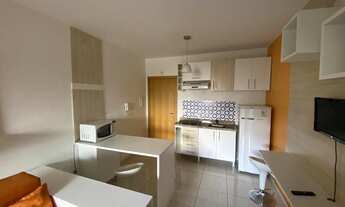 Imagem 3: Studio mobiliado com 33 m², em condomínio completo, no Centro de Curitiba/PR, à venda por