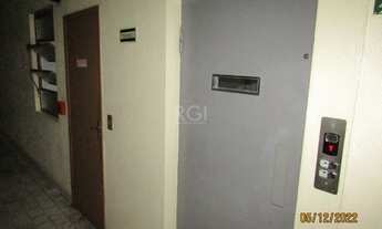 Imagem 7: Porto Alegre - Apartamento Padrão - Auxiliadora