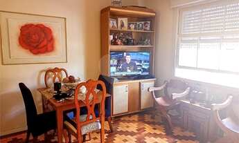 Imagem 2: Amplo apartamento de 3 dormitórios no bairro Menino Deus