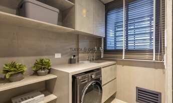 Imagem 7: Apartamento à venda em Curitiba, com uma suíte, cozinha, sala de estar/jantar, lavanderia