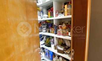 Imagem 6: Casa de condomínio sobrado para venda possui 350 metros quadrados com 4 quartos