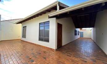 Imagem 5: Linda Casa Coopharádio com Piscina** 1CSDT5A