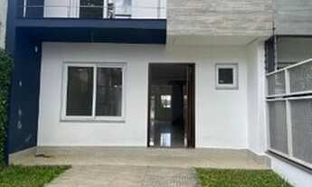 Imagem 2: Porto Alegre - Casa Padrão - Ipanema