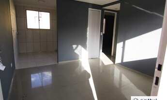 Imagem 2: COND. VILLAGIO CAMPO BELLO I - Apartamento com 02 dormitórios para alugar - R$ 810,00/mês