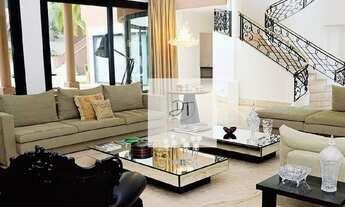 Imagem: Mansão de primeira linha em condomínio