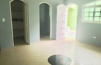 Imagem 14: Sobrado com 4 dormitórios, 375 m² - venda por R$ 1.400.000 ou aluguel por R$ 3.600/mês - P