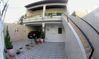 Imagem 2: Pâmela - Excelente residência no bairro Santa Mônica