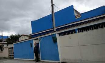 Imagem: Casarão com mais de 100 m² no Centro de