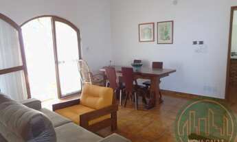 Imagem: CASA BEM LOCALIZADA COM 4 SUÍTES