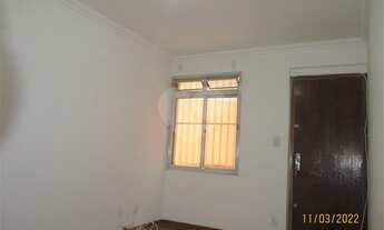 Imagem 4: Apartamento de 2 dormitórios com uma vaga de garagem