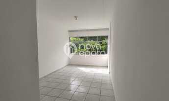 Imagem 2: Rio de Janeiro - Apartamento Padrão - Tijuca