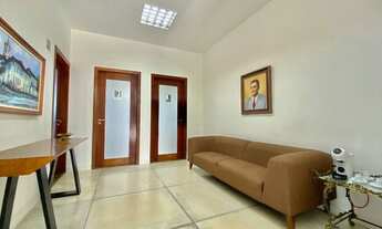 Imagem 4: Sala comercial mobiliada com taxa inclusa em Candelária, próximo ao Polo Jurídico