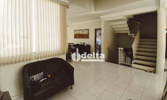 Imagem 5: Casa com 5 dormitórios à venda, 830 m² por R$ 3.200.000,00 - Vigilato Pereira - Uberlândia