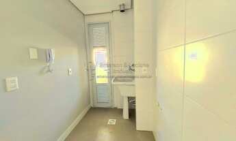 Imagem 4: Apartamento com 2 suítes, 2 vagas individuais, andar alto e churrasqueira na sacada, no It