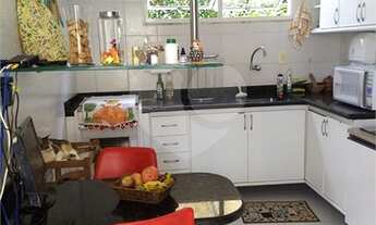 Imagem 2: Casa Duplex com 4/4 com suite