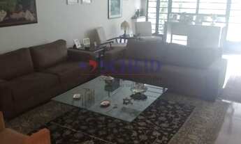 Imagem 7: EXCELENTE CASA À VENDA EM REGIÃO PRIVIELGIADA