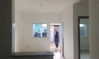 Imagem 3: Casa em Esmeraldas perto do centro 2 quartos 1 banheiro e quintal, vagas para 2 carros