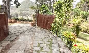 Imagem 6: Condomínio com muita área verde