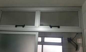 Imagem 4: Apartamento para aluguel tem 93 m² com 3 quartos, 1 banheiro, cozinha, varanda, sala e 1 v