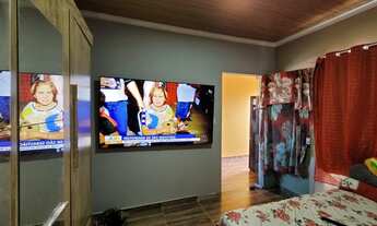 Imagem 2: Vendo Casa de 3 Pavimentos com Ponto Comercial no Distrito