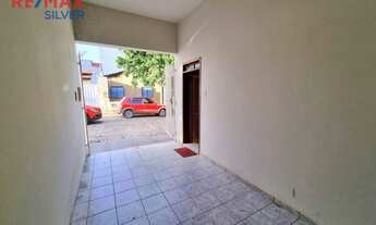 Imagem 4: Casa com 4 dormitórios à venda, 210 m² por R$ 372.000,00 - Centro - Guanambi/BA