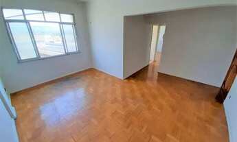 Imagem 2: Apartamento localizado junto ao comércio de Madureira!