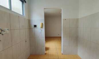 Imagem 4: Apartamento com 2 dormitórios para alugar, 48 m² por R$950/mês - Uberaba - Curitiba/PR