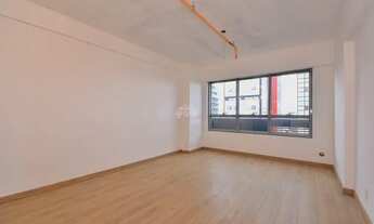 Imagem 7: Centro comercial para venda tem 28 metros quadrados em Juvevê - Curitiba - PR