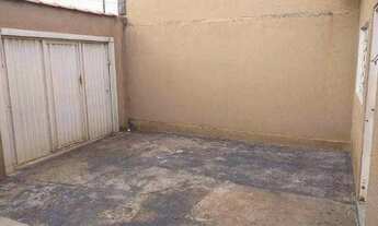 Imagem 4: Casa ampla com quintal em Vitória