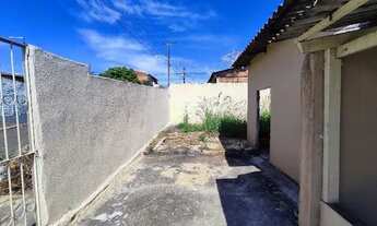 Imagem 3: Casa com 2 dormitórios à venda, 80 m² por R$ 165.000,00 - Conjunto Habitacional Maria Cecí