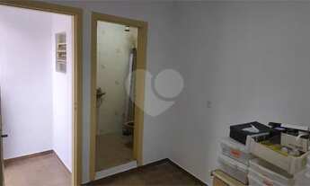 Imagem 7: Casa a poucos metros do metrô Parada Inglesa