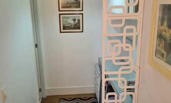 Imagem 2: Locação: - .muitos armários, varanda gurmet, home officer, com duas vagas de garagem.